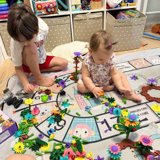 children play